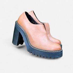 Tan Platform Heeled booties